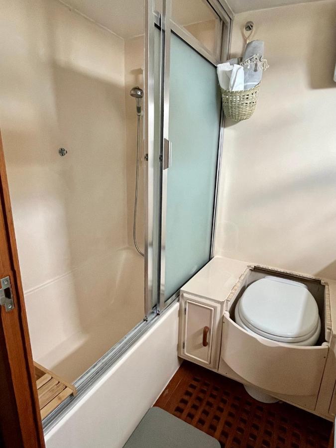 Hotel Navi Yacht A Sete, 2 A 8 Couchages, Privatif Exteriér fotografie