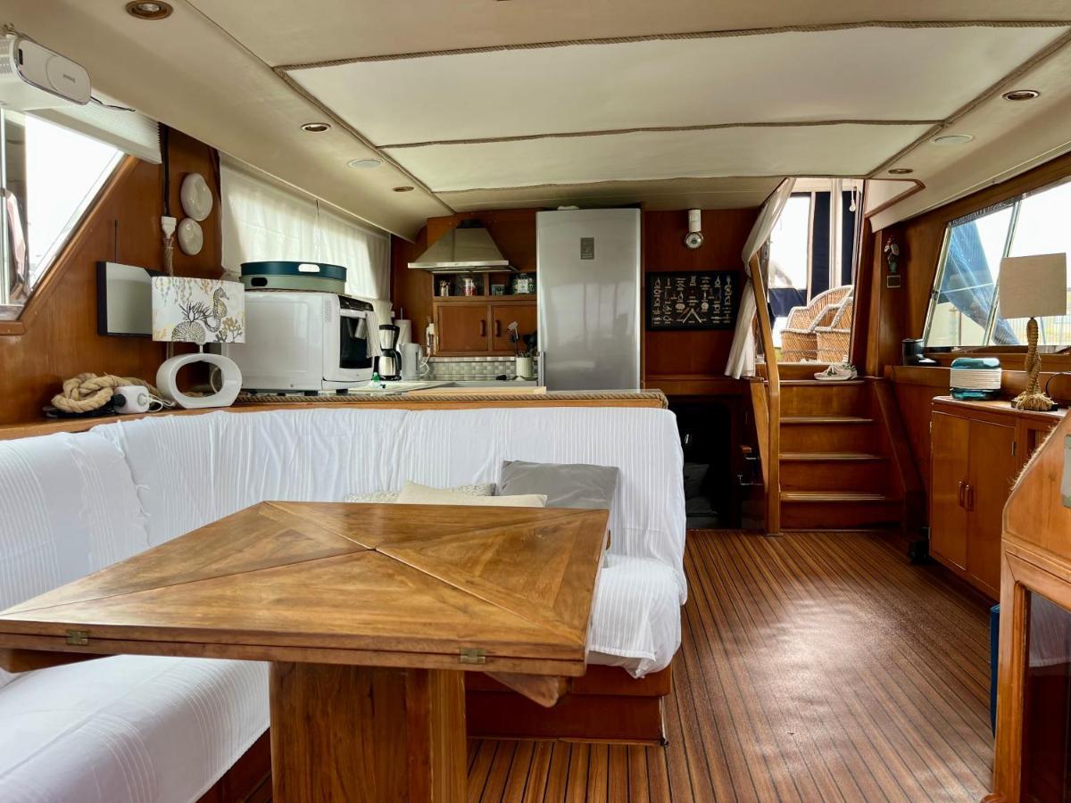 Hotel Navi Yacht A Sete, 2 A 8 Couchages, Privatif Exteriér fotografie