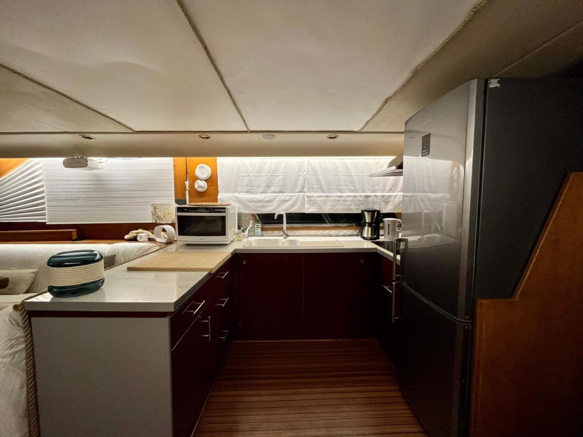 Hotel Navi Yacht A Sete, 2 A 8 Couchages, Privatif Exteriér fotografie