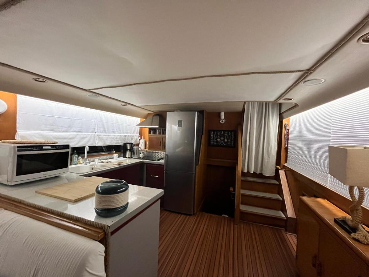 Hotel Navi Yacht A Sete, 2 A 8 Couchages, Privatif Exteriér fotografie